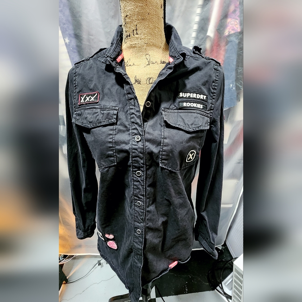 SuperDry black and pink collard long sleeve button down. Size small